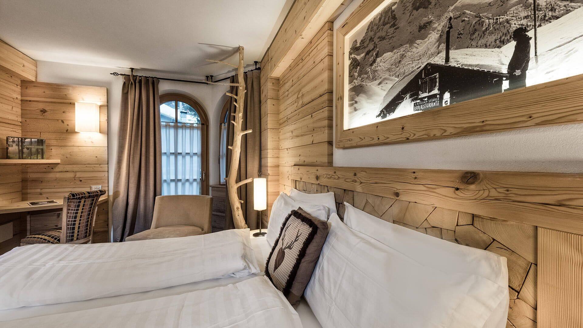 Romantic Plaza 4*