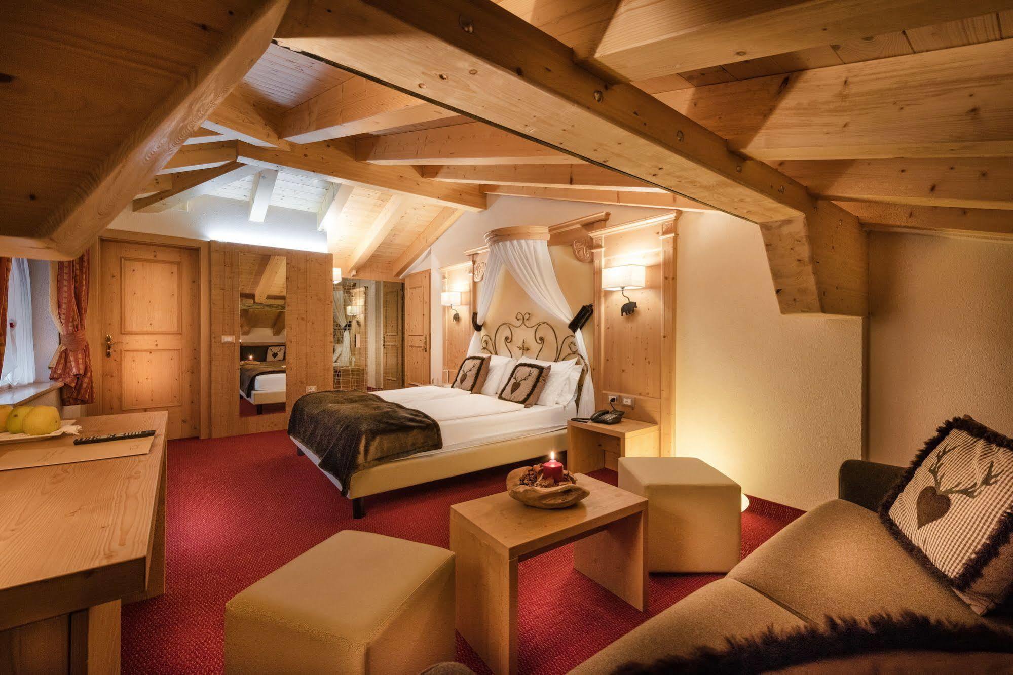 Romantic Plaza 4* Madonna